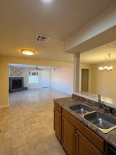 Building Photo - 1202 Kathy St