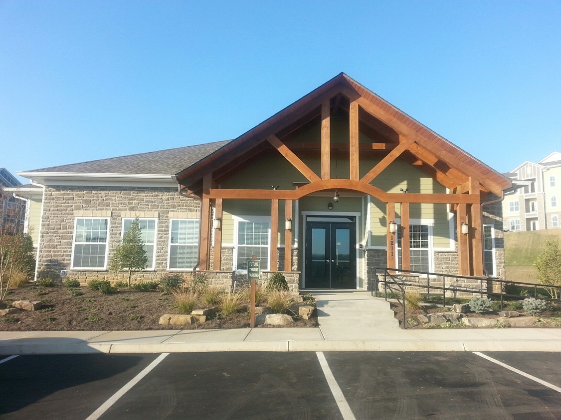 The Villas on Wallace Road Apartments in Knoxville, TN