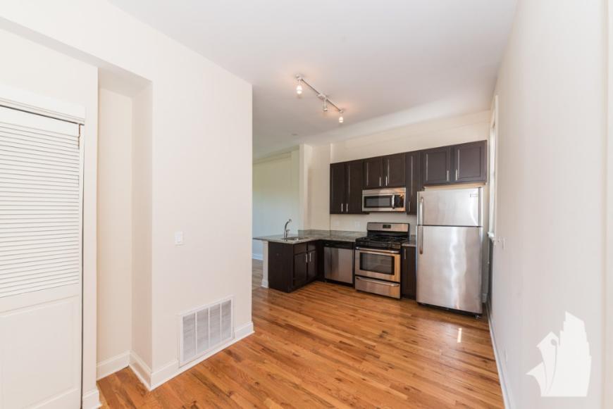 Primary Photo - 2 bedroom in Chicago IL 60647