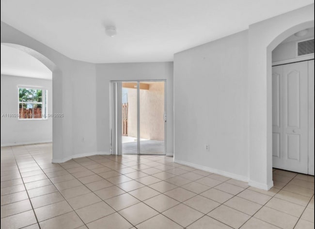 Building Photo - 16628 SW 47th Terrace