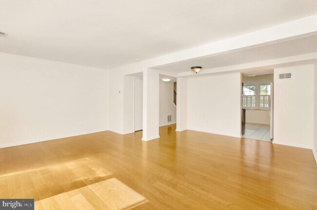 Foto del edificio - 6644 Elk Park Ct