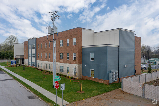 Building Photo - Kirkman Terrace