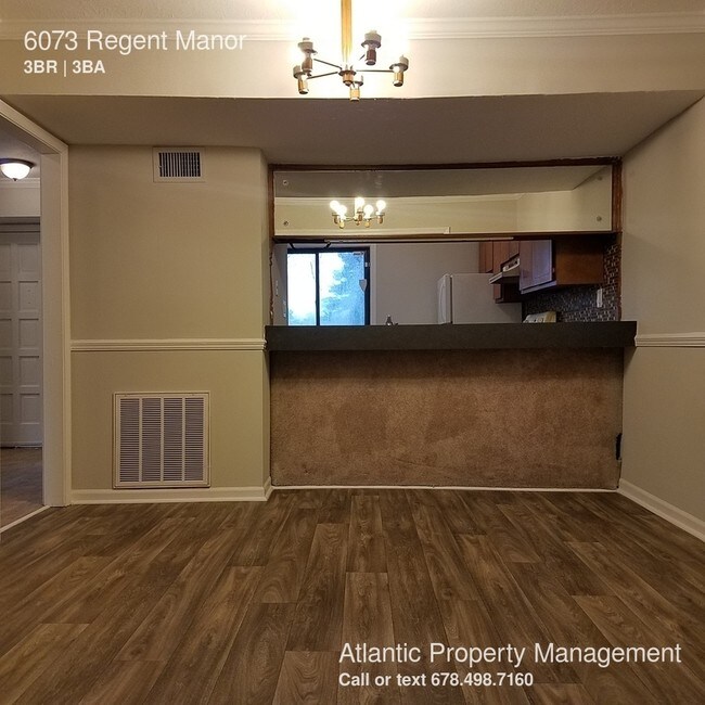 Building Photo - 6073 Regent Mnr