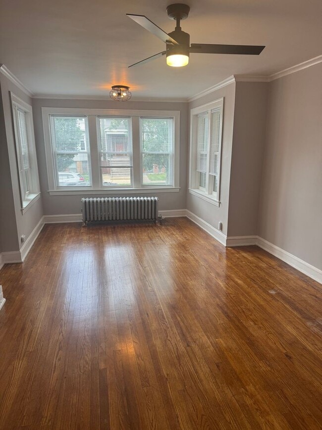 Foto del edificio - 2443 W Gunnison St