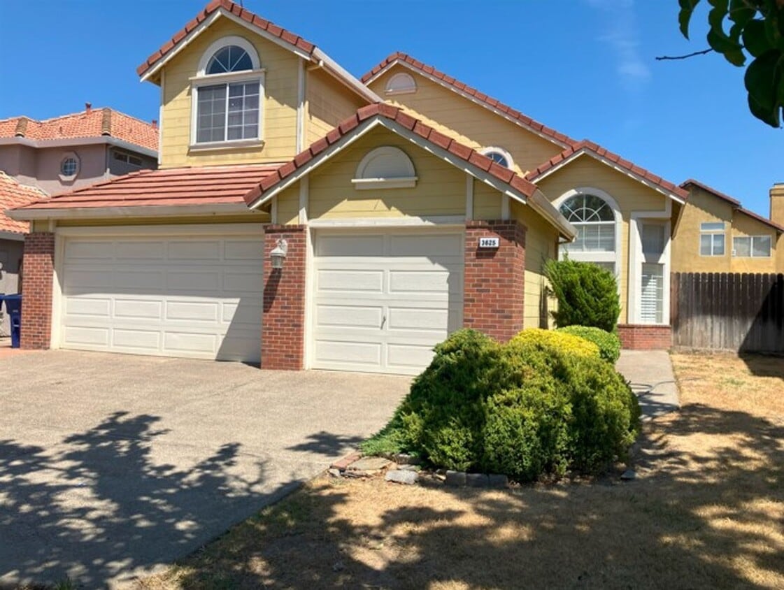 Foto principal - 3625 Jarena Dr