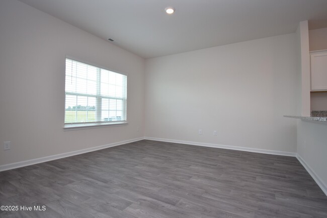 Foto del edificio - 3605 Sedge Dr
