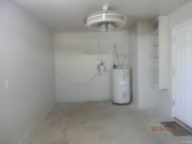 Foto del edificio - Unfurnished Long term