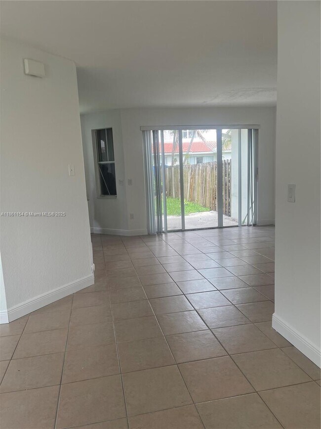 Foto del edificio - 24532 SW 110th Ave