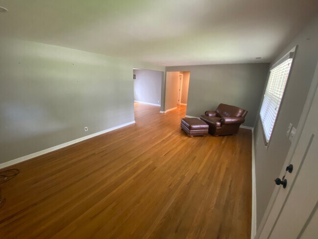 Building Photo - 410 Monte Dr