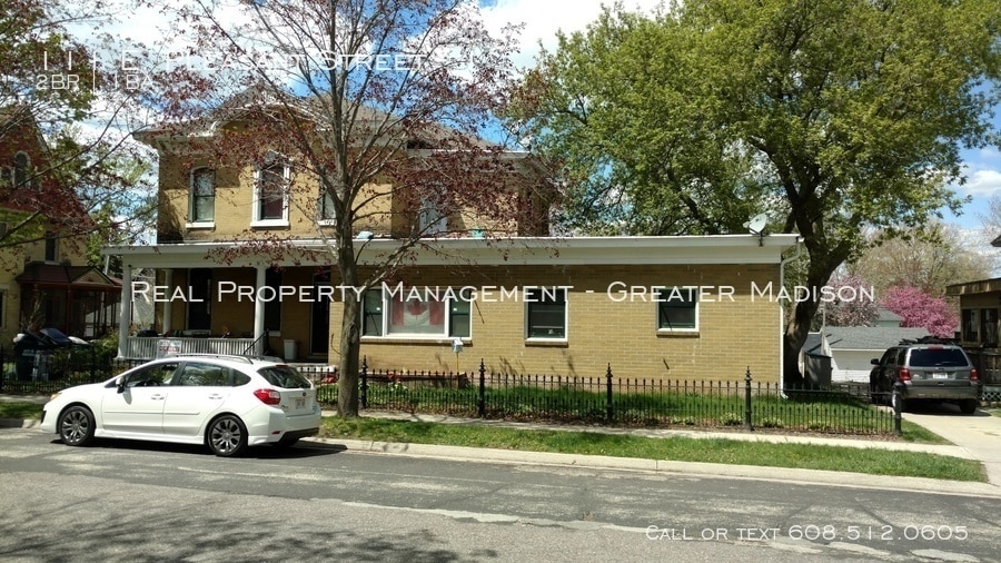 Primary Photo - 111 E Pleasant St