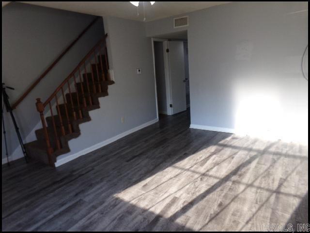 Building Photo - 1805 Sanford Dr