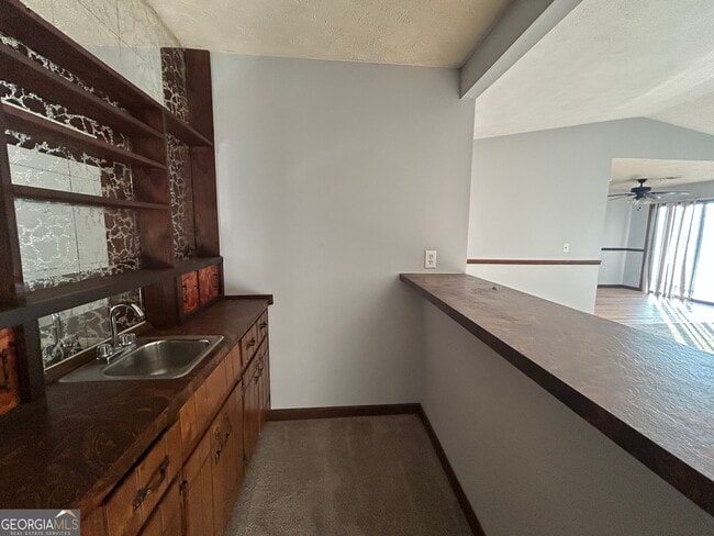 Foto del edificio - 3123 Shoal Creek Ct