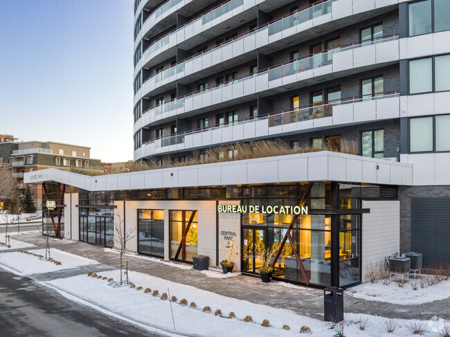 Building Photo - Central Parc Laval