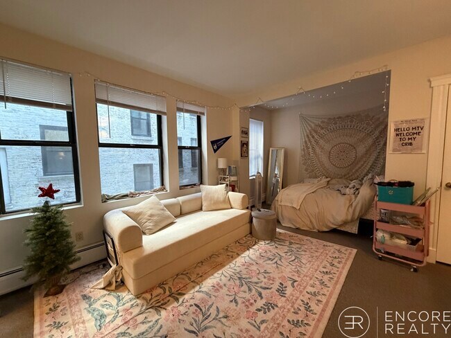 Foto del edificio - 822 Beacon St