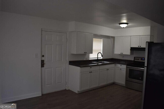 Building Photo - 1156 Triple Hill Dr