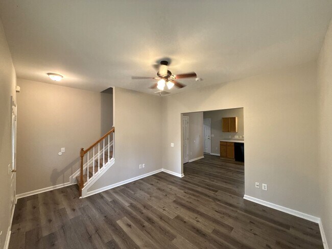 Foto del edificio - 1525 Braveheart Ln
