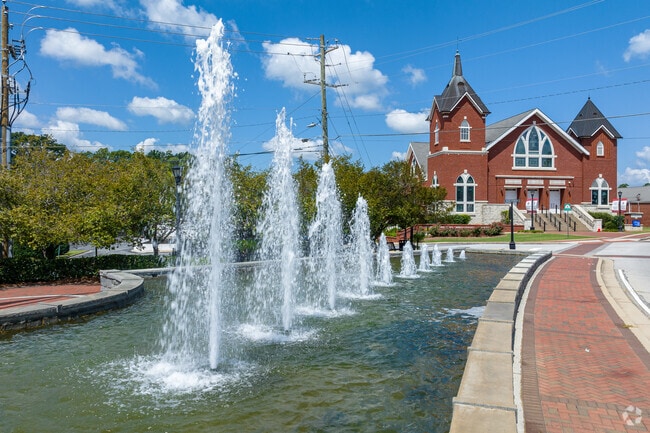 The serene flow of water from the Dallas Fountains offers soothing sounds and pretty views.
