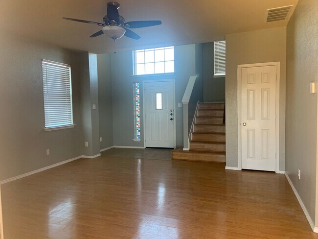 Building Photo - 4915 Allegany Dr