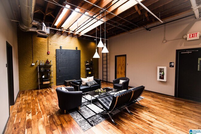 Foto del edificio - 2412 2nd Ave N