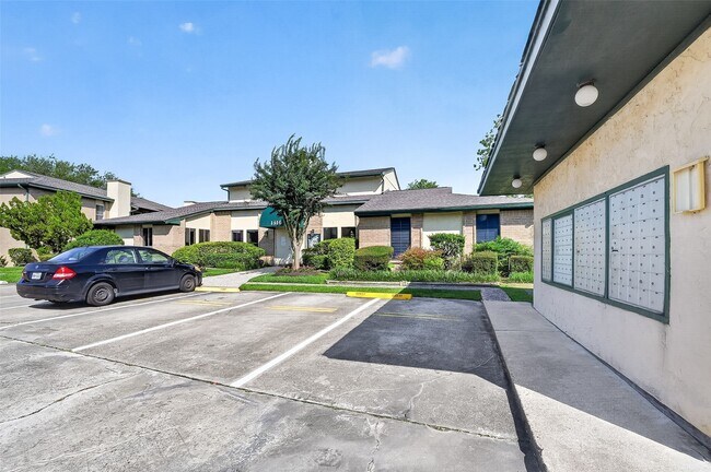 Foto del edificio - 1516 Bay Area Blvd