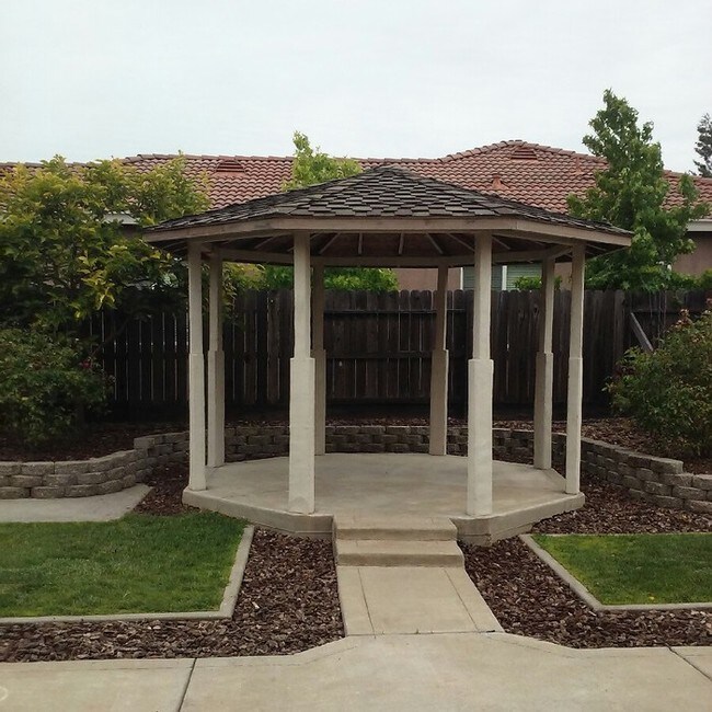 Building Photo - 3531 Blanchette Way