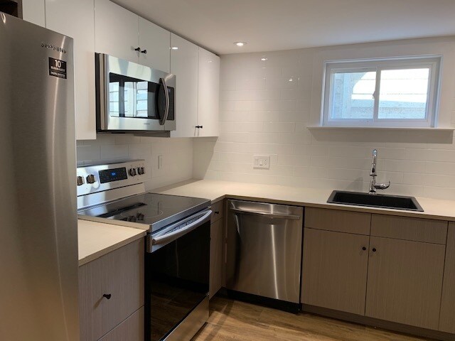Kitchen - 1011 Evarts St NE
