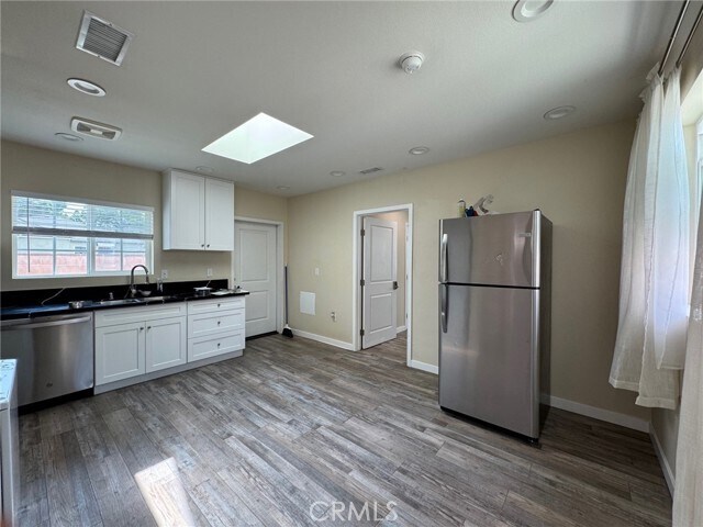Foto del edificio - 434 N Beachwood Dr