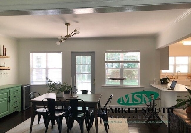Foto del edificio - **REDUCED!!** MIDTOWN SAVANNAH