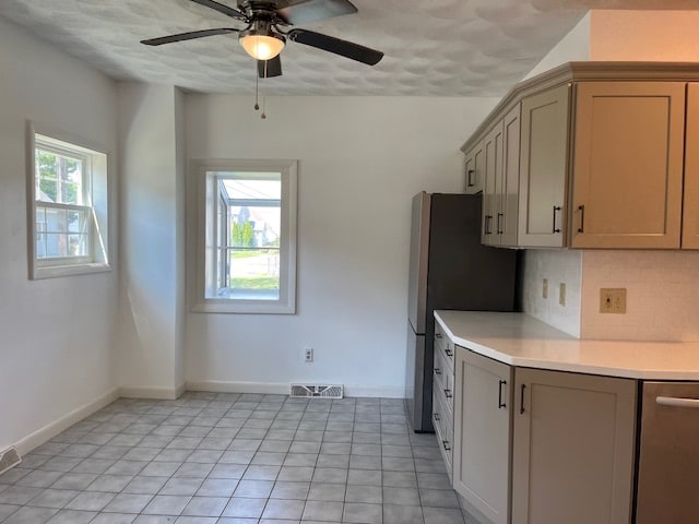 Kitchen - 52 Blake St