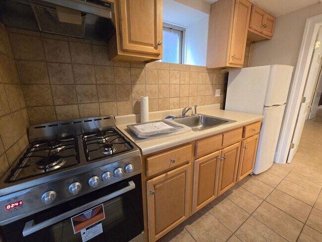 Foto del edificio - 313 N 34th St