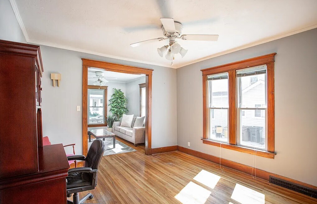 Foto principal - 2330 Sumner St