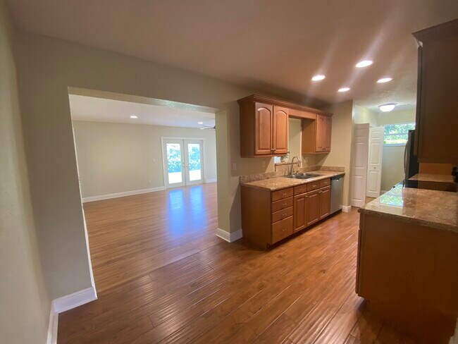Building Photo - 12263 Hillman Cir