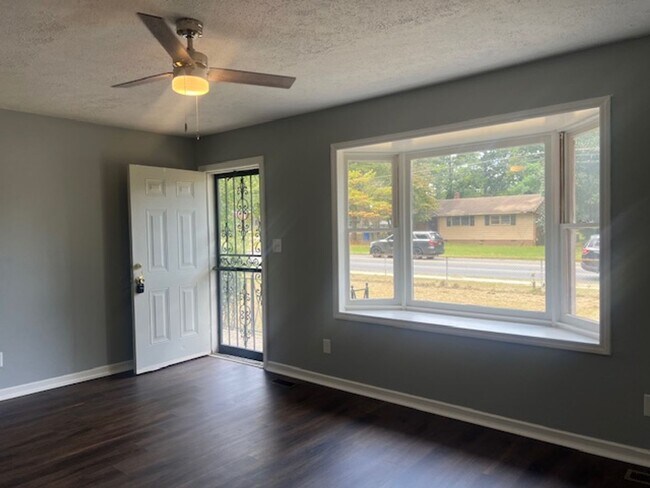 Foto del edificio - 3901 Coventry Rd