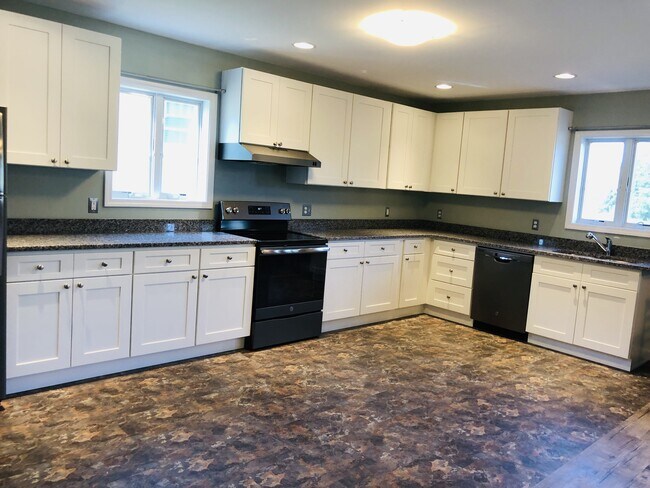 Building Photo - 105 Birdseye View Dr