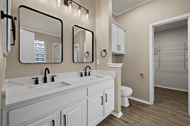 Building Photo - 4108 Whitecrest Cove
