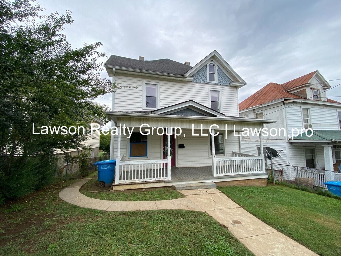 Primary Photo - Updated Colonial in Convenient Location