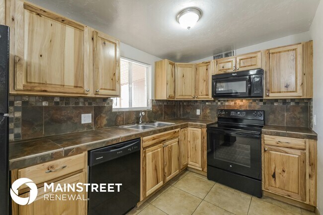 Foto del edificio - 4870 S Rosette Pl