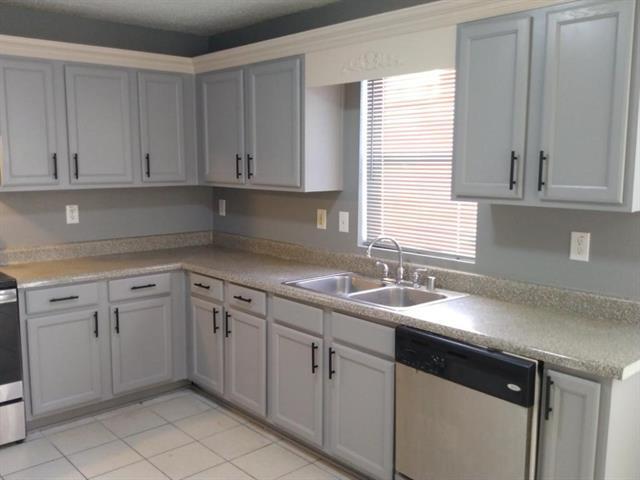 Foto del edificio - 6047 Susanna Dr