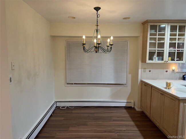 Building Photo - 23 Jerome Rd