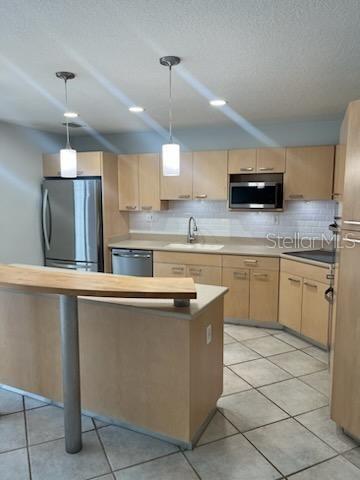 Foto del edificio - 4420 W Fair Oaks Ave