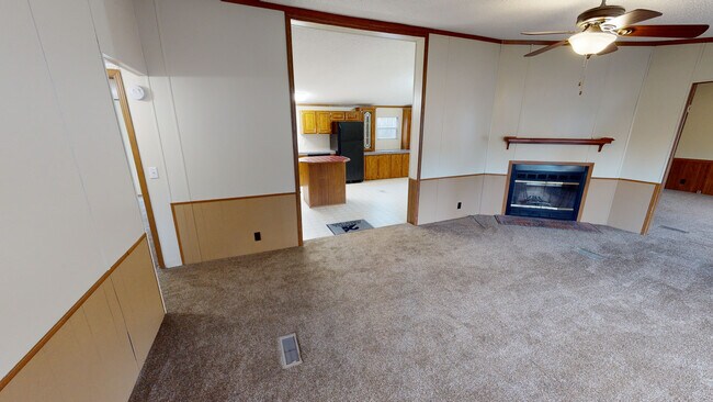 Building Photo - 192 Shadow Oaks Dr