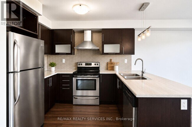 Building Photo - 124 Golden Springs Dr
