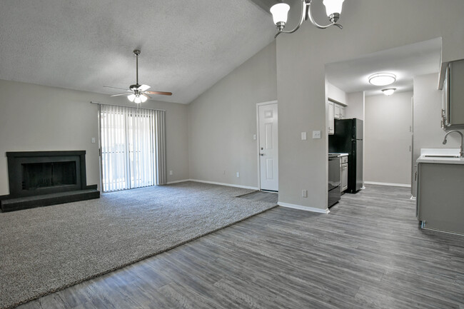 Wonderful large floor plans! - Parks on Taylor Apartment Homes