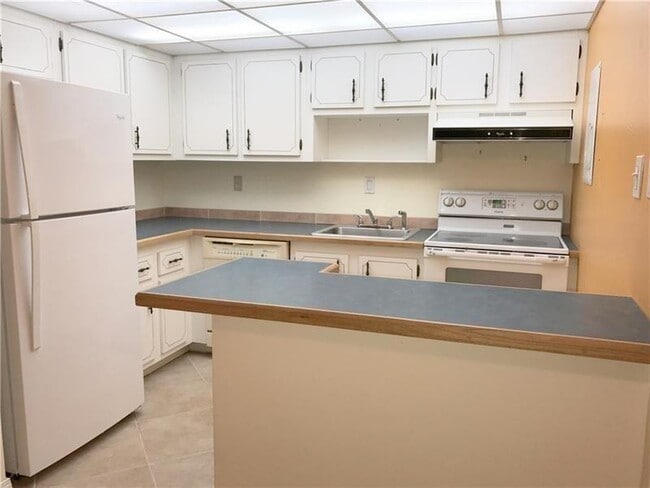 Foto del edificio - 7300 NW 17th St