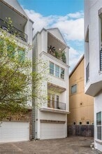 Building Photo - 1215 W 23rd St