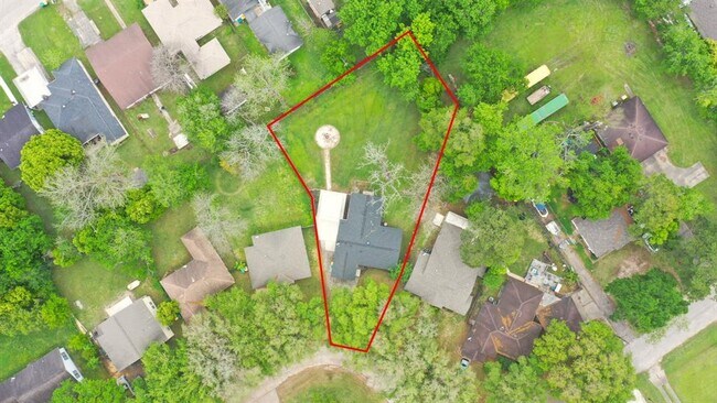 Building Photo - 2632 N Camp Cir