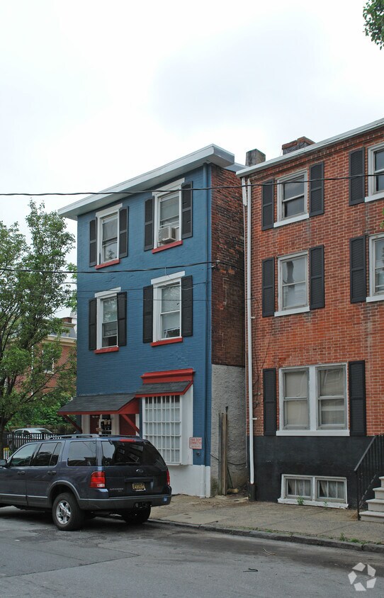 Foto principal - 609 Tatnall St