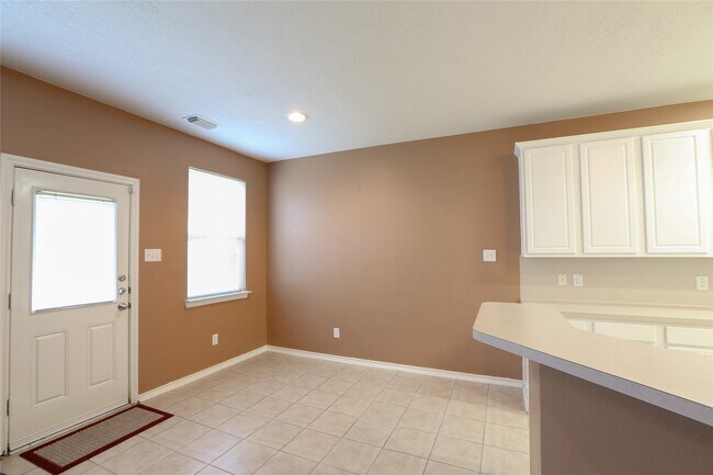 Building Photo - 17511 Bering Bridge Ln