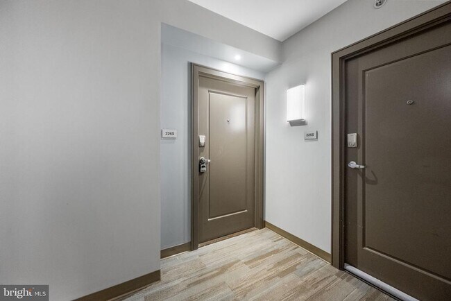 Foto del edificio - 355 I St SW