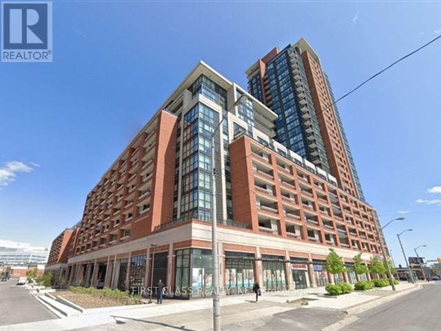 Photo principale - 830-830 Lawrence Ave W